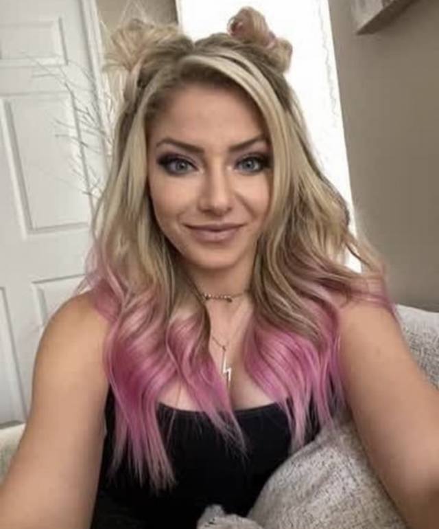   alexabliss3243