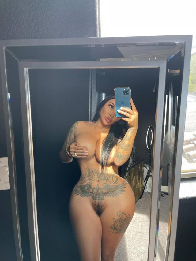   Helenamilena806