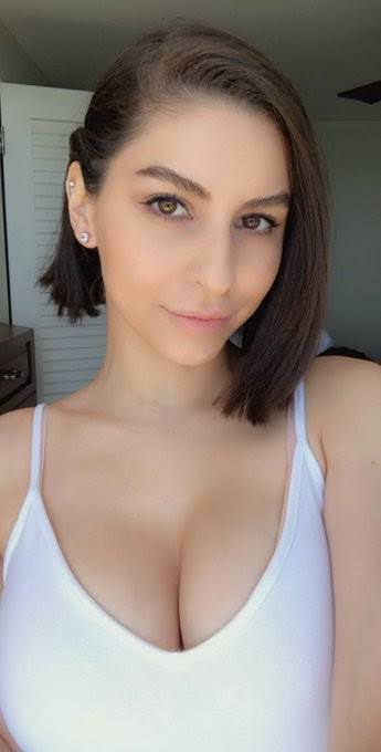   norabella907