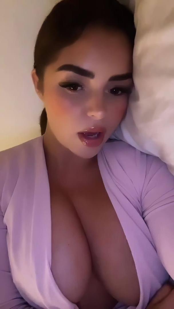 Demi