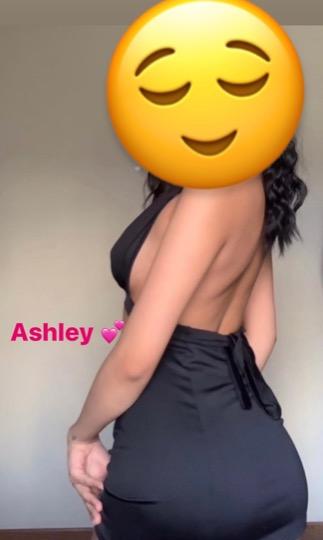  Ashley