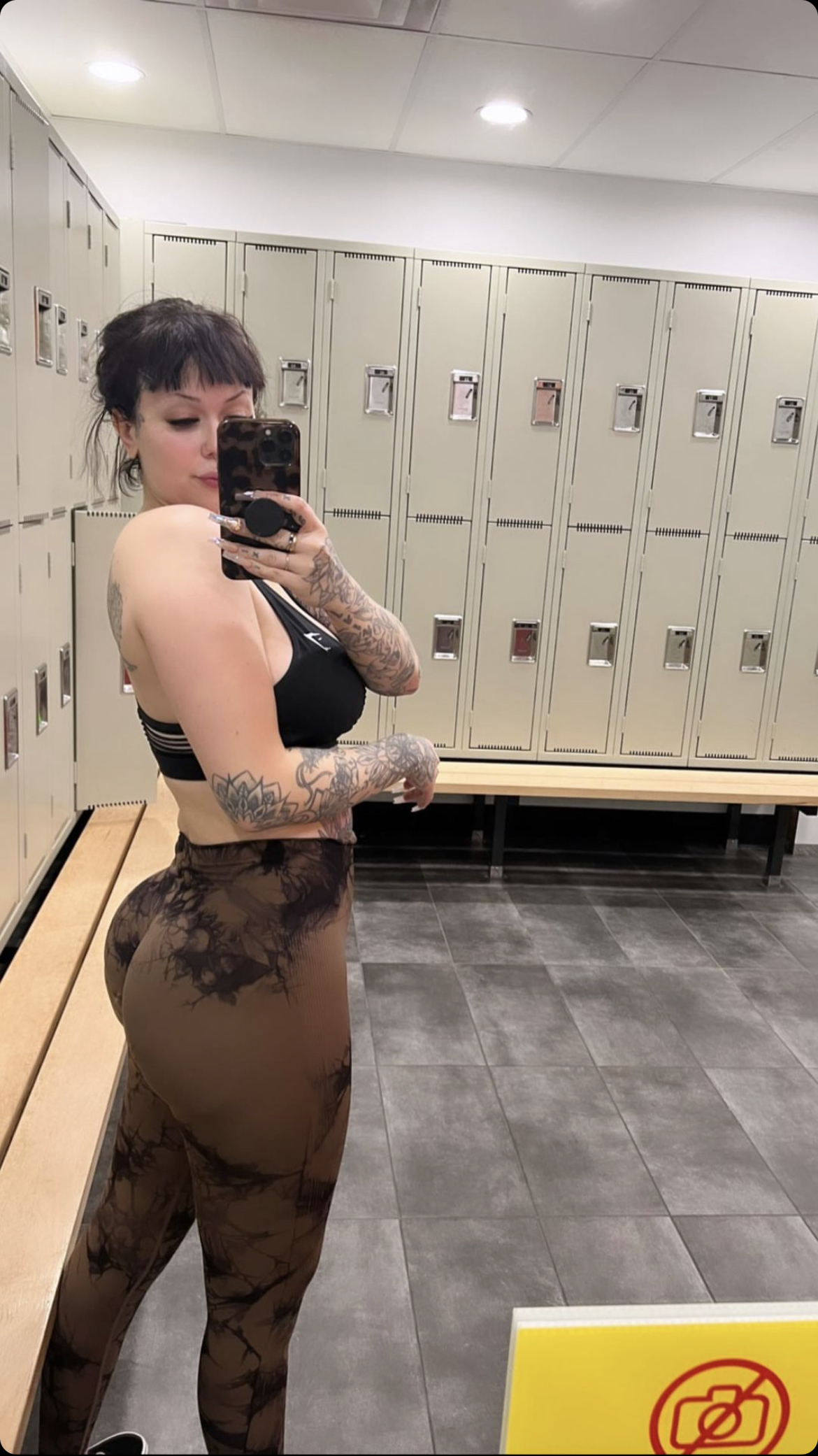   catherinebella054